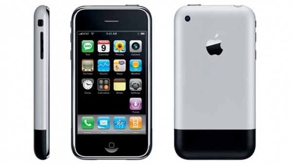 7年前的今天 乔布斯发布了第一代iPhone